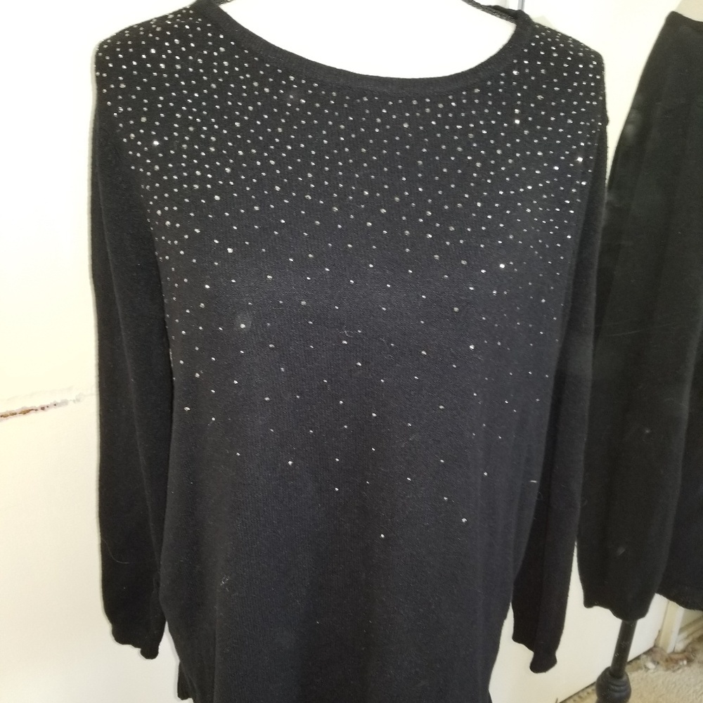 Avenue Black Studded Sweater Size 22/24